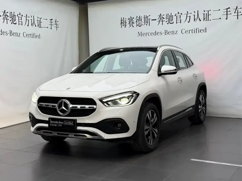Mercedes-Benz GLA, 2022 — фото 1