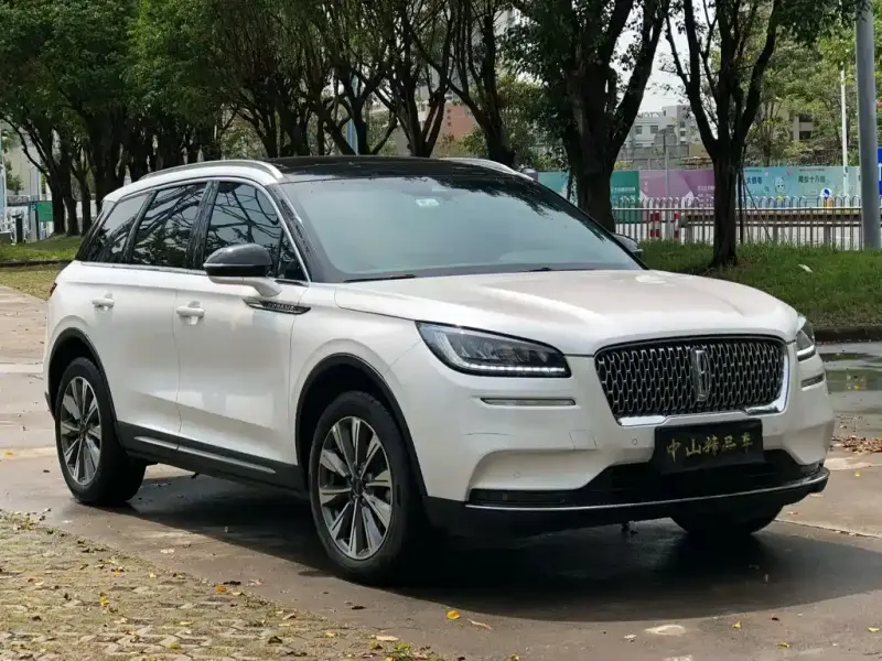 Lincoln Corsair, 2021