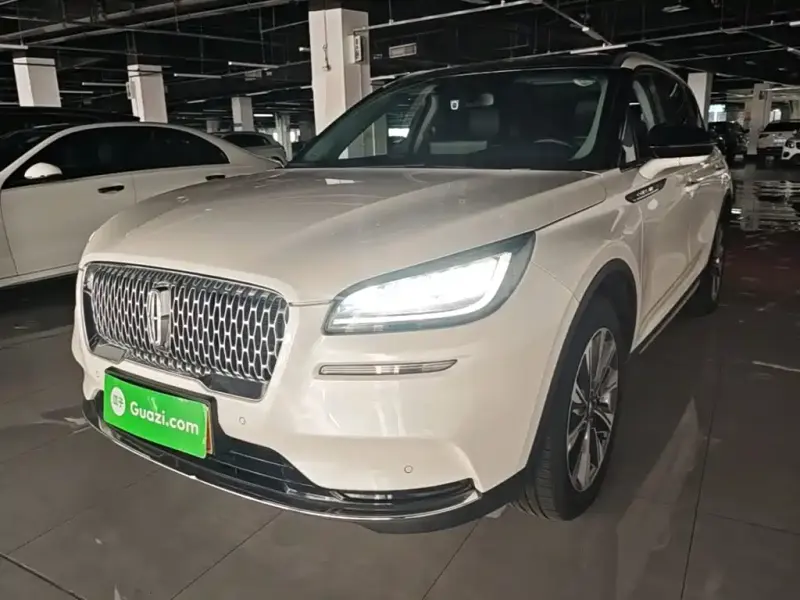 Lincoln Corsair, 2021