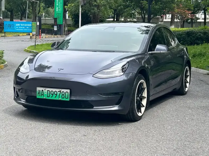 Tesla Model 3, 2020