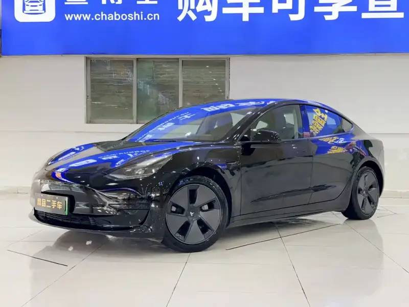 Tesla Model 3, 2022