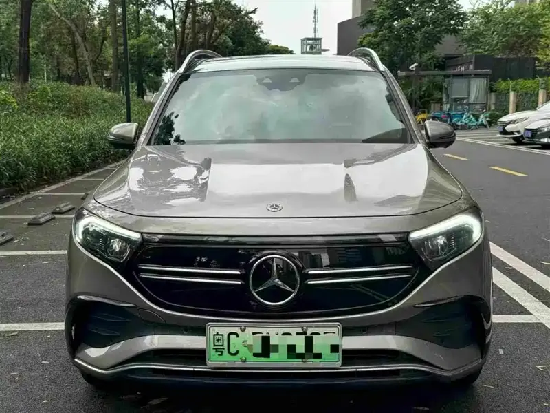 Mercedes-Benz EQB, 2022