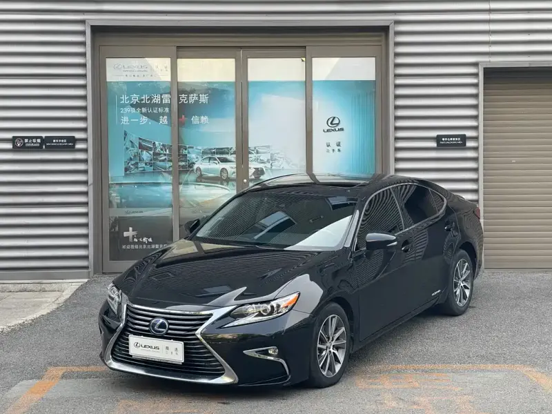 Lexus ES, 2018