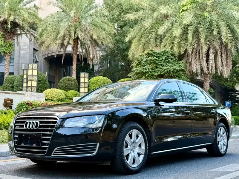 Audi A8, 2013 — фото 1