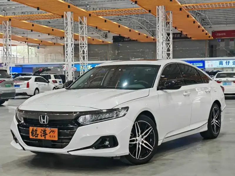 Honda Accord, 2023 — фото 1