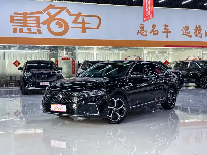 Volkswagen Passat, 2024