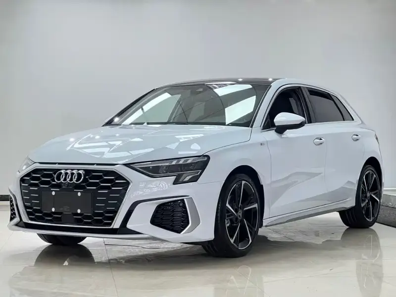 Audi A3, 2023 — фото 1