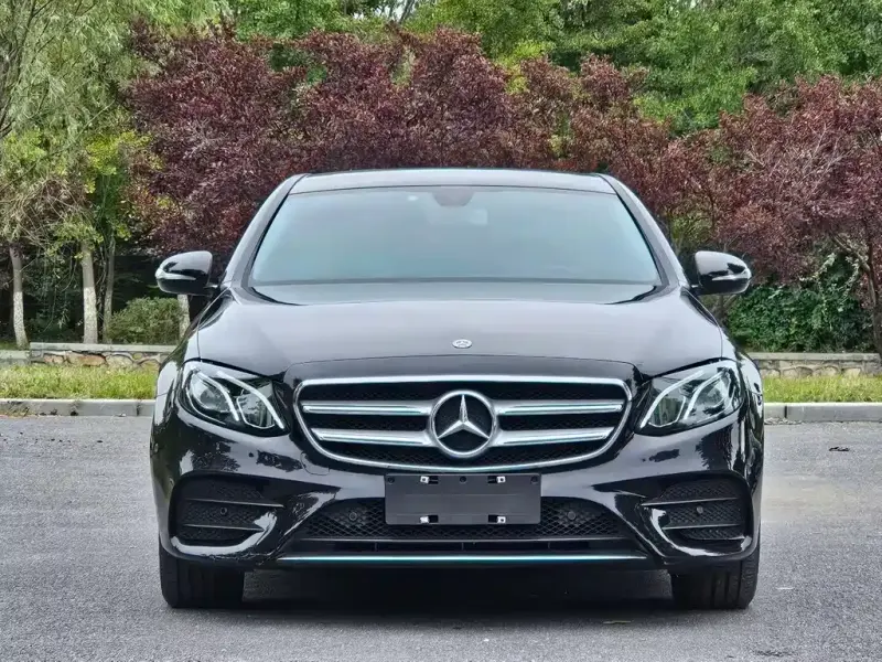 Mercedes-Benz E-Class, 2018 — фото 1