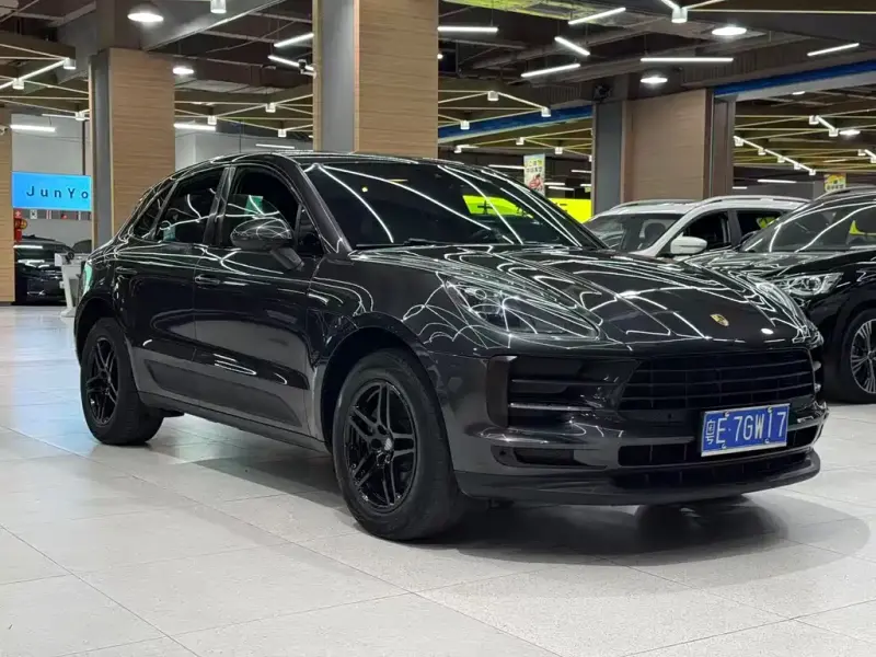 Porsche Macan, 2019