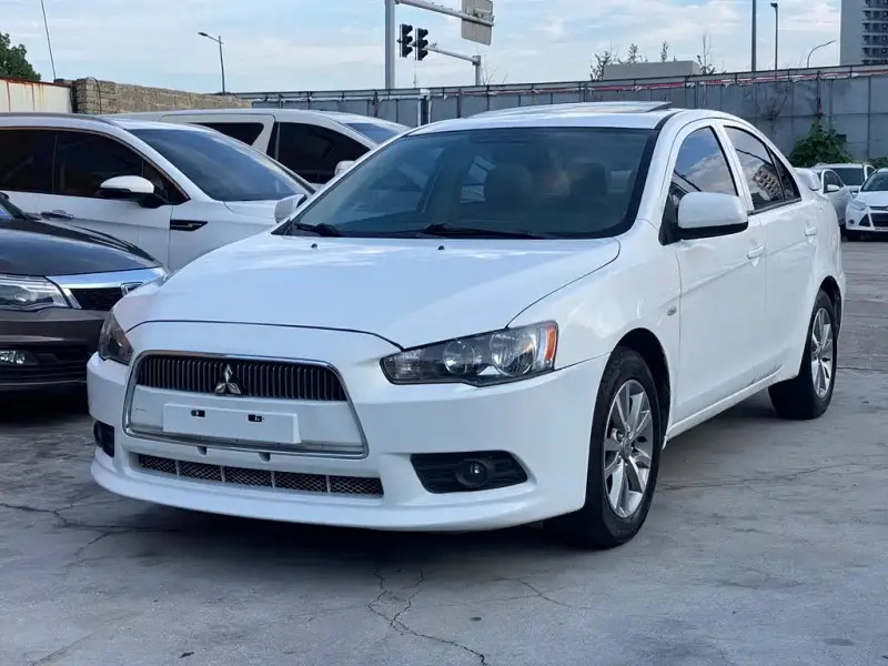 Mitsubishi Lancer EX, 2013