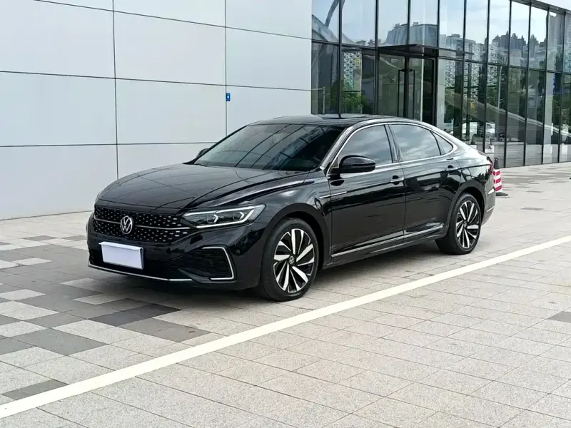 Volkswagen Passat, 2022