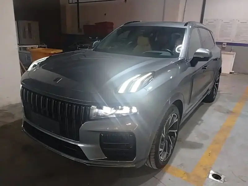 Lynk & Co 09, 2021
