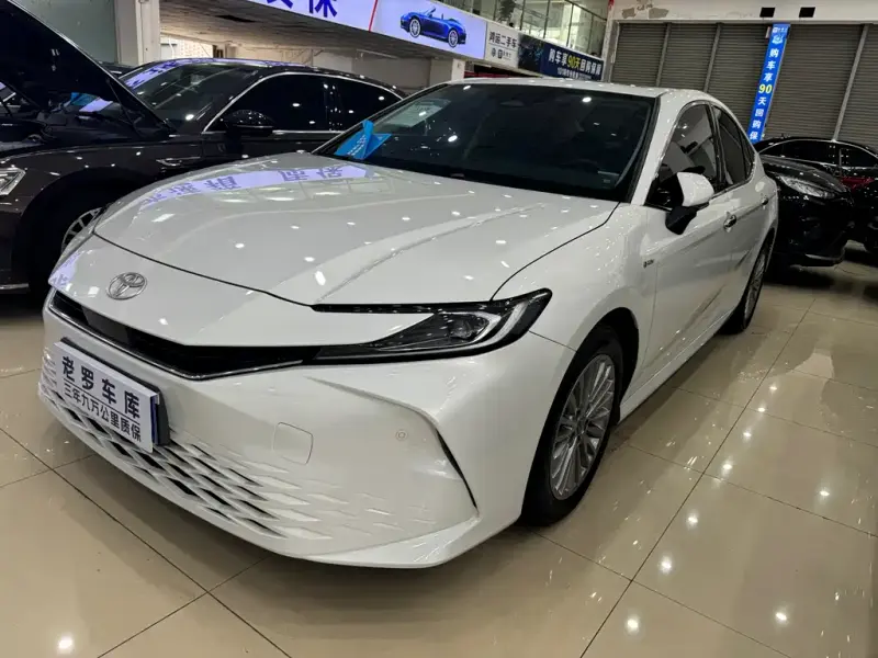 Toyota Camry, 2024