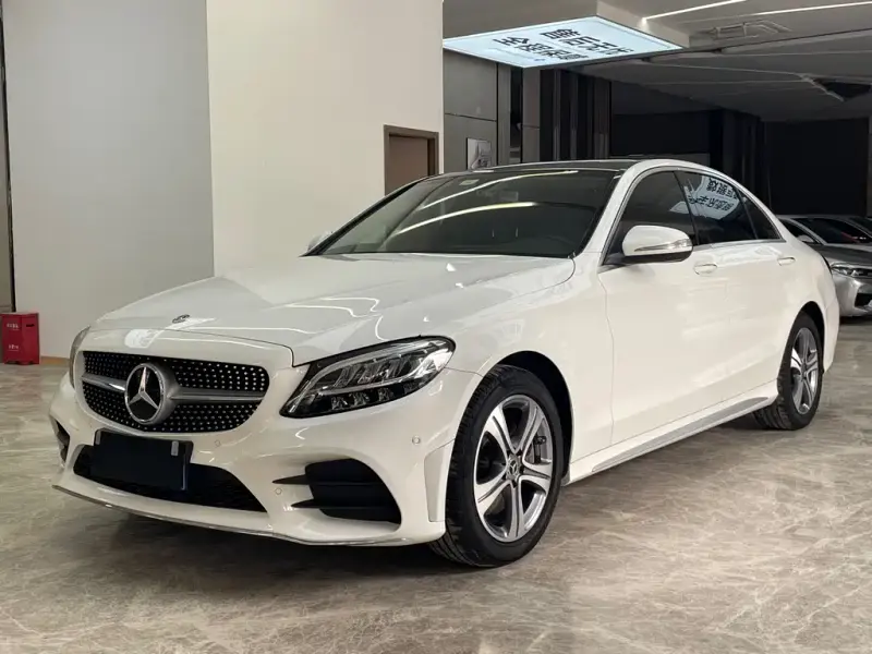 Mercedes-Benz C-Class, 2020 — фото 1