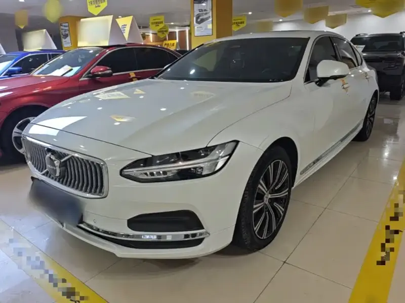 Volvo S90, 2022