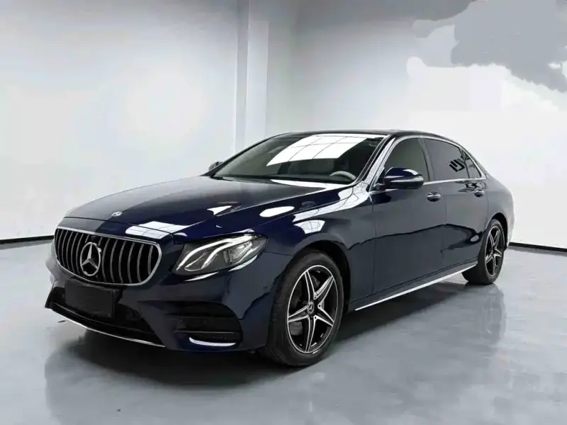 Mercedes-Benz E-Class, 2020 — фото 1