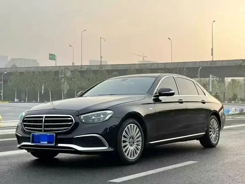 Mercedes-Benz E-Class, 2020 — фото 1