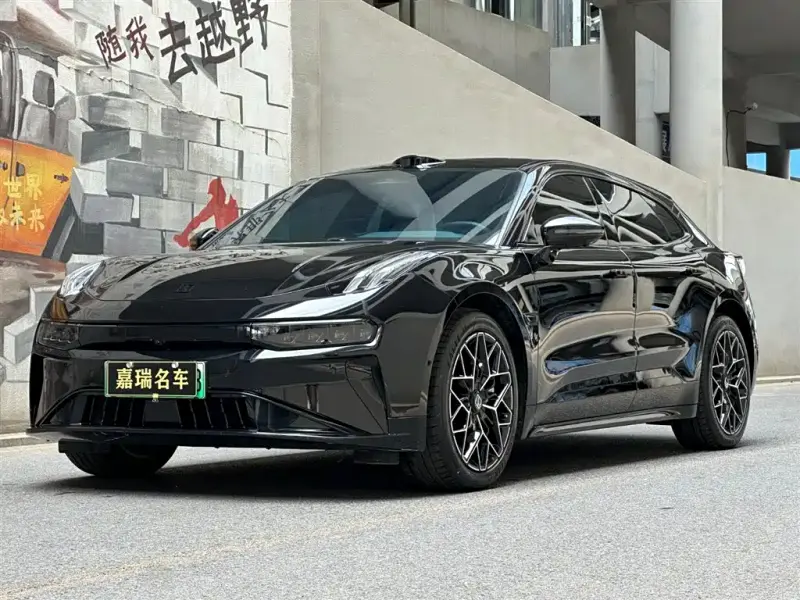 Zeekr 001, 2024