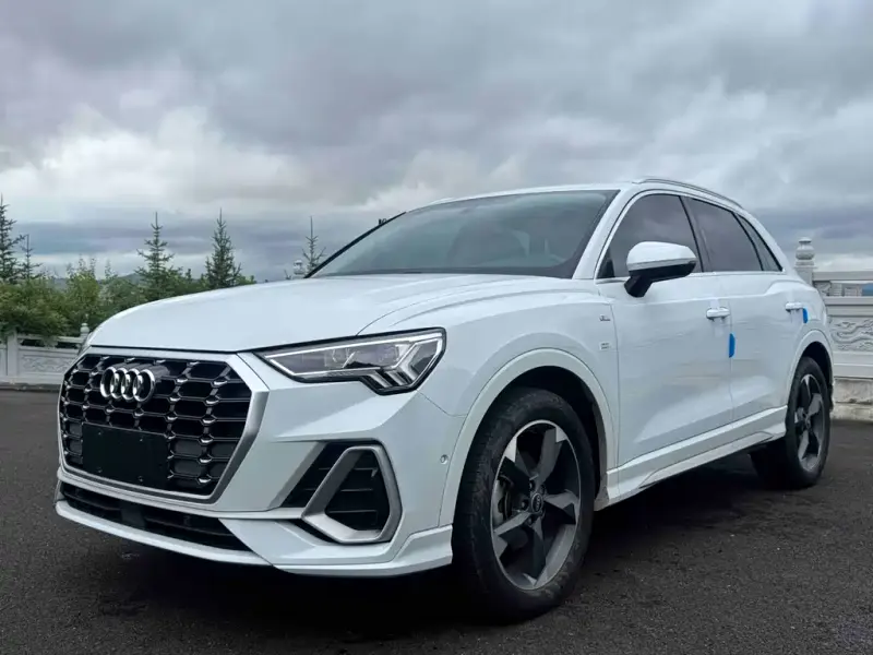 Audi Q3, 2022