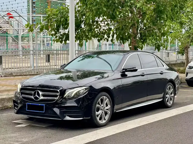 Mercedes-Benz E-Class, 2020 — фото 1