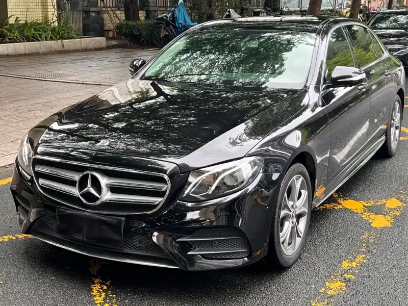 Mercedes-Benz E-Class, 2020 — фото 1