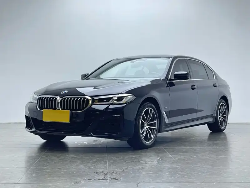 BMW 5 Series, 2022