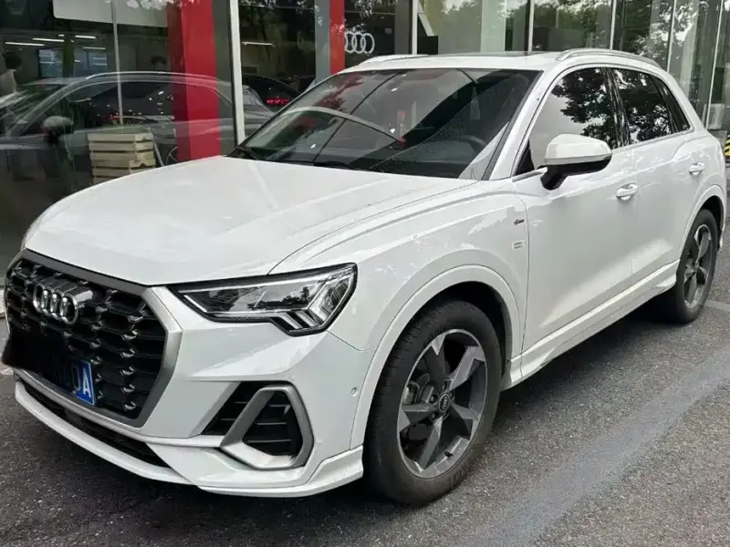 Audi Q3, 2023