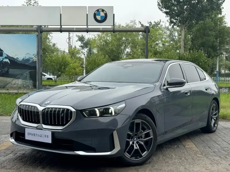 BMW i5, 2024