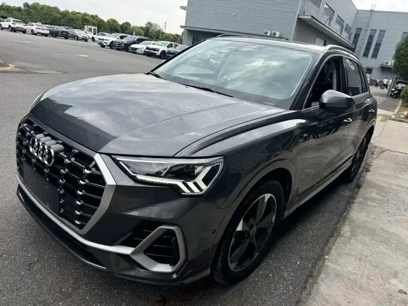 Audi Q3, 2022