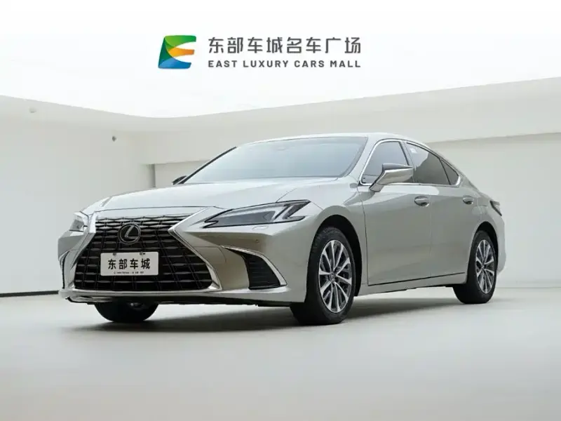 Lexus ES, 2026 — фото 1