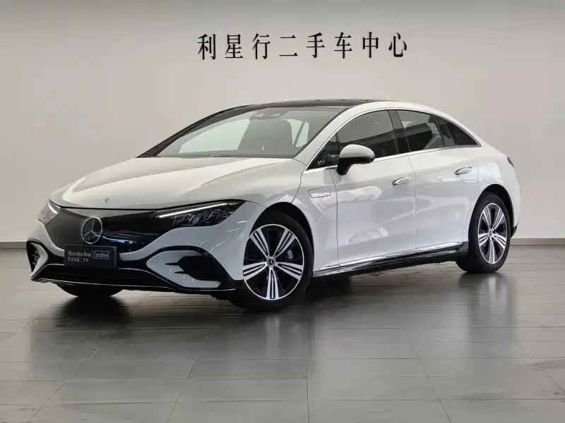 Mercedes-Benz EQE, 2025
