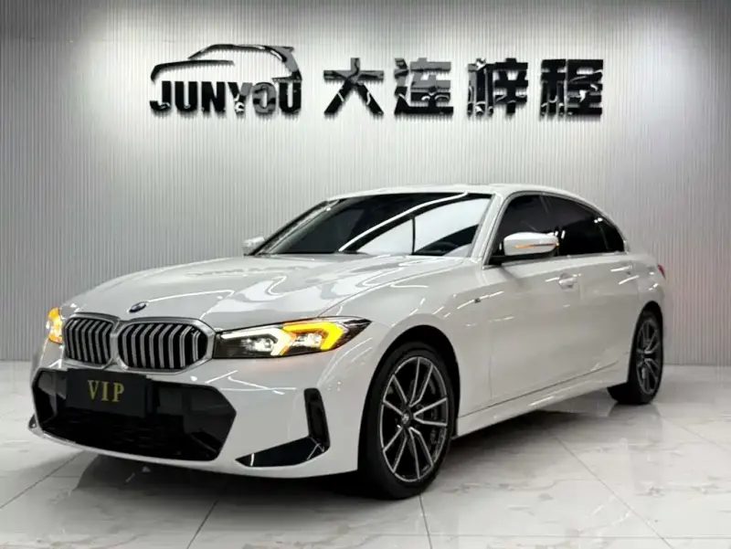BMW 3 Series, 2023