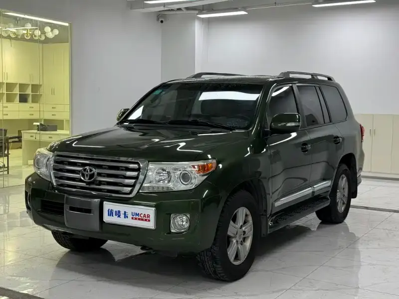 Toyota Land Cruiser, 2012