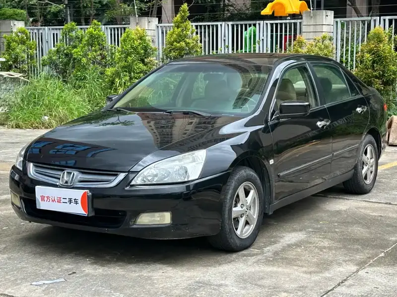 Honda Accord, 2005