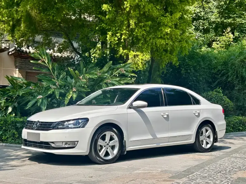 Volkswagen Passat, 2012