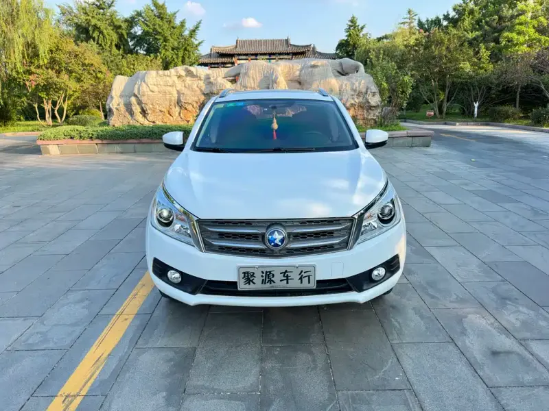 Venucia T70, 2015