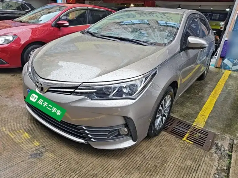 Toyota Corolla, 2017 — фото 1