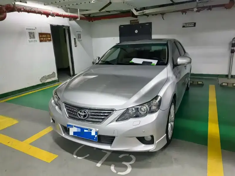 Toyota Reiz, 2010