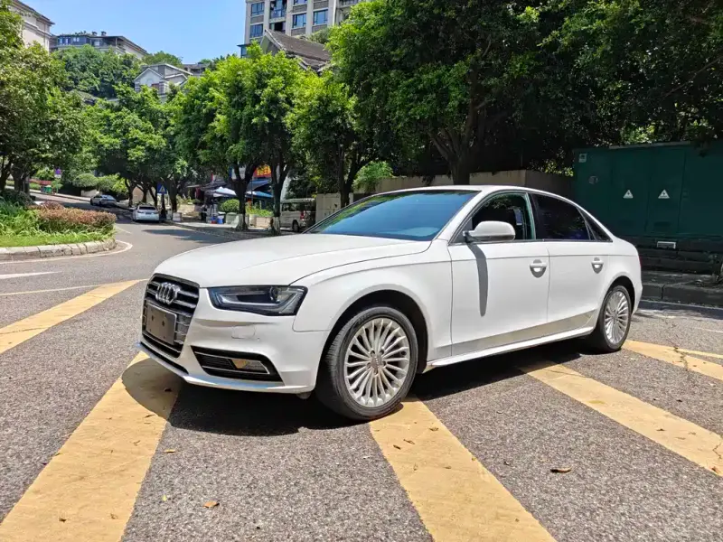 Audi A4L, 2015 — фото 1