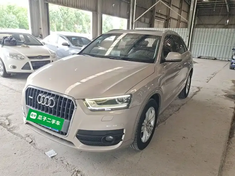 Audi Q3, 2015