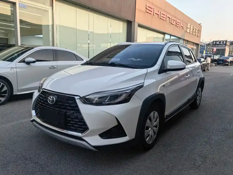 Toyota Yaris L, 2021