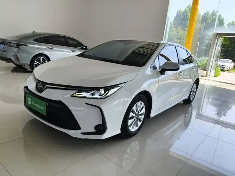Toyota Corolla, 2021 — фото 1