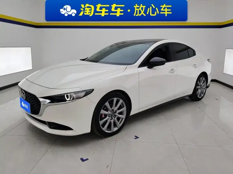 Mazda 3 Axela, 2020