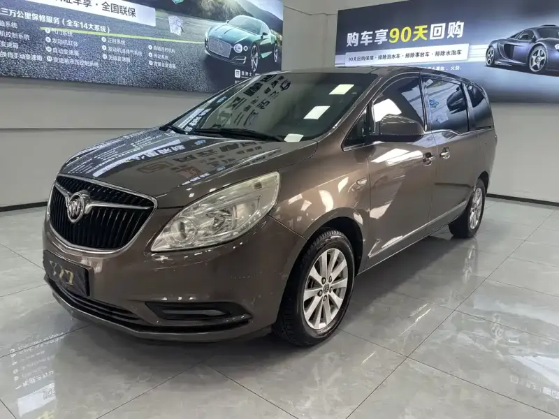 Buick GL8, 2017