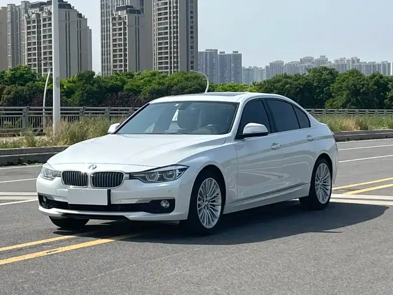 BMW 3 Series, 2018 — фото 1