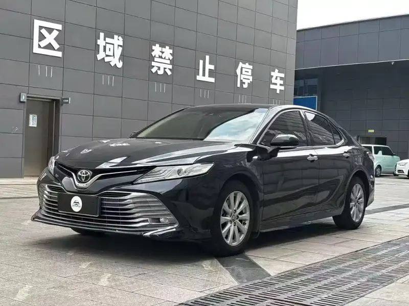 Toyota Camry, 2018