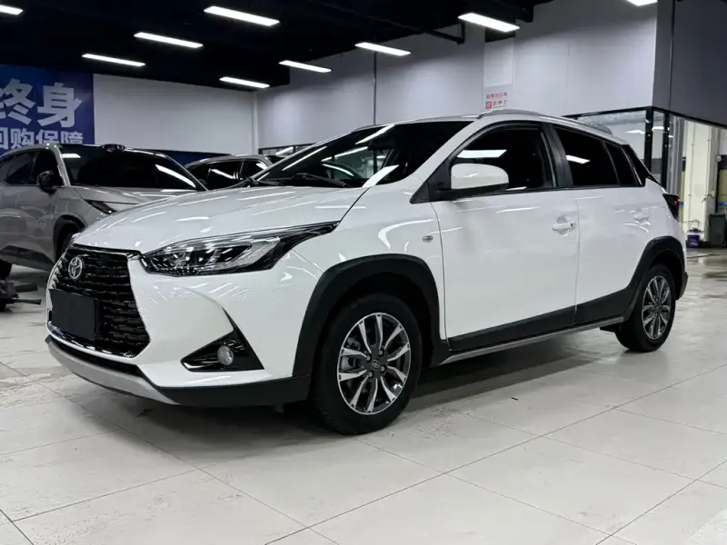 Toyota Yaris L, 2023