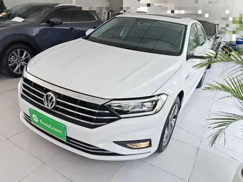 Volkswagen Sagitar, 2022