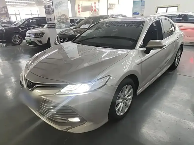 Toyota Camry, 2019