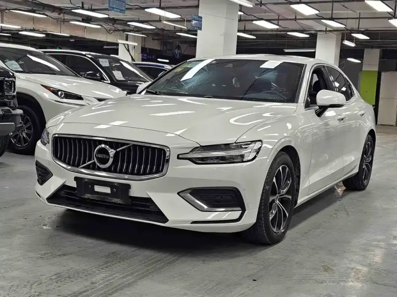 Volvo S60, 2021
